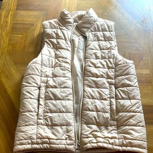 Women’s puffer vest.